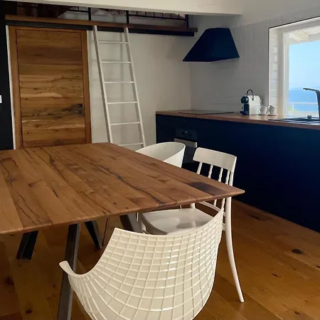 The View Vikendica *