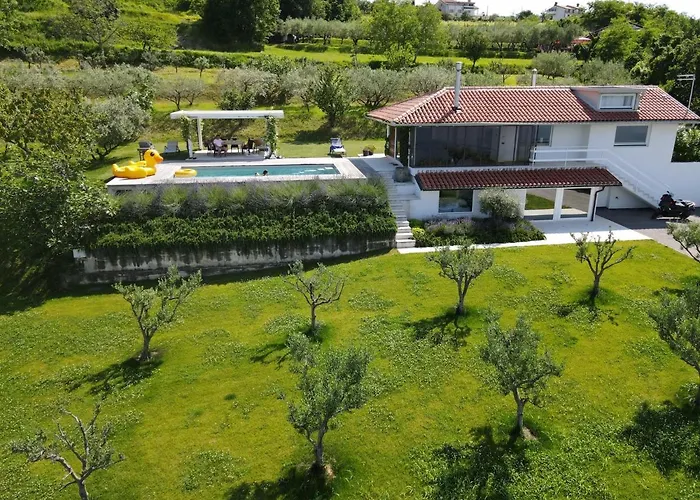 The View 度假居 *